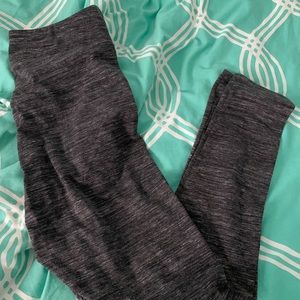 Time and Tru Gray Women’s Leggings Size M NWT